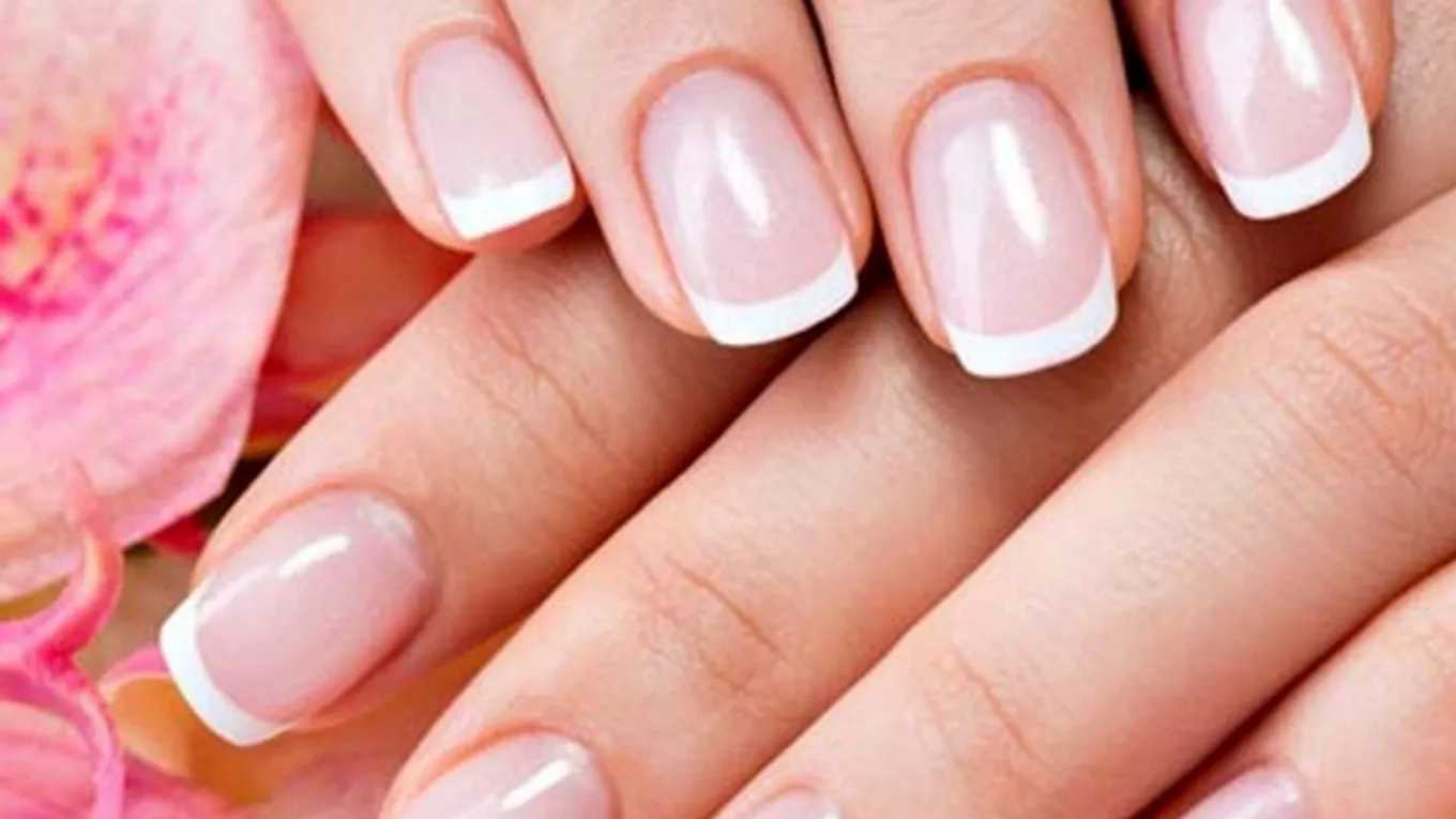 تفاوت ژلیش ناخن و لمینت ناخن