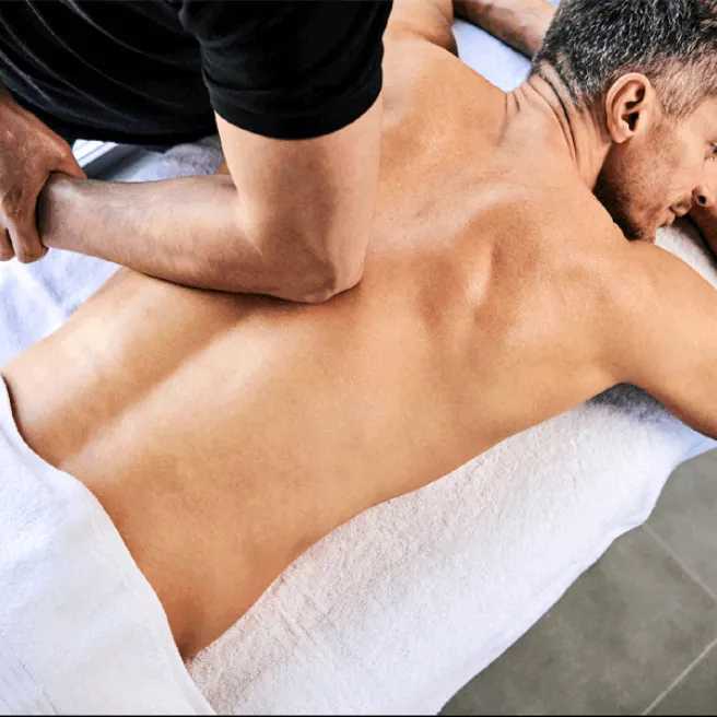خدمات ماساژ درمانی و فیزیوتراپی