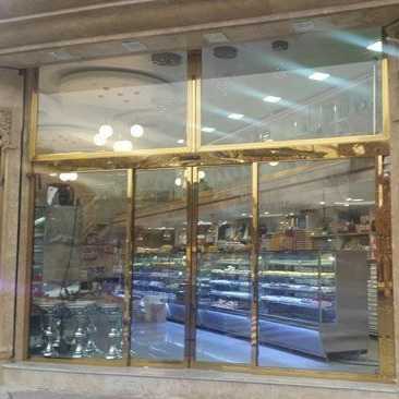 درب اتوماتیک شیشه ای