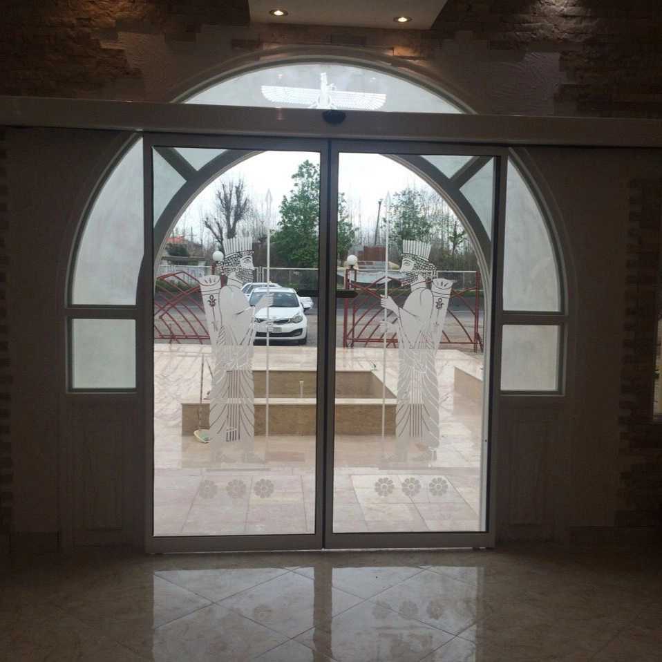 درب اتوماتیک شیشه ای