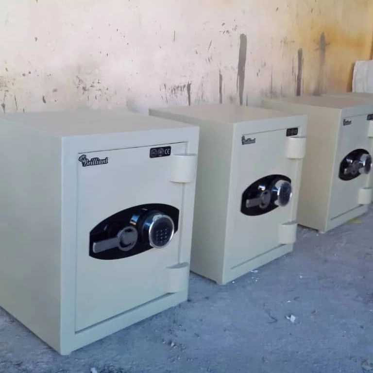 فروشگاه گاوصندوق مرکزی