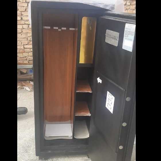 فروشگاه گاوصندوق مرکزی