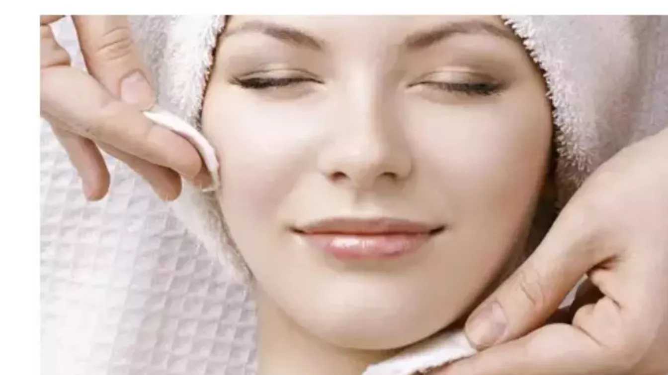 انواع پاکسازی پوست چیست؟
