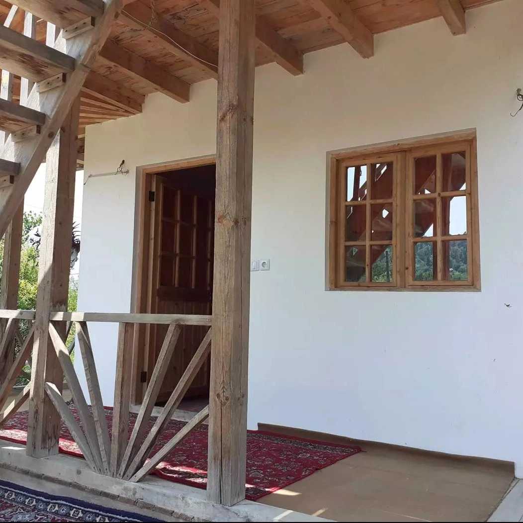 اقامتگاه بوم گردی ماندی چینا