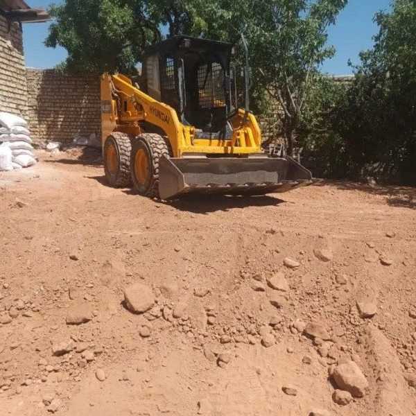 اجرای خاک برداری وپرکردن فنداسیون فرهی دراشتیان مرکزی