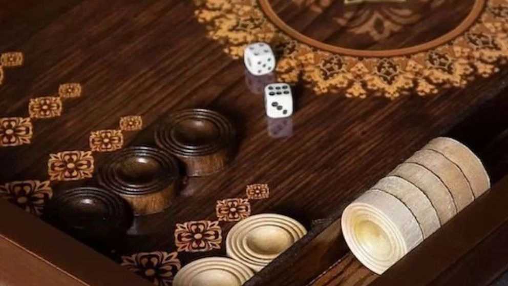 تخته نرد چیست؟