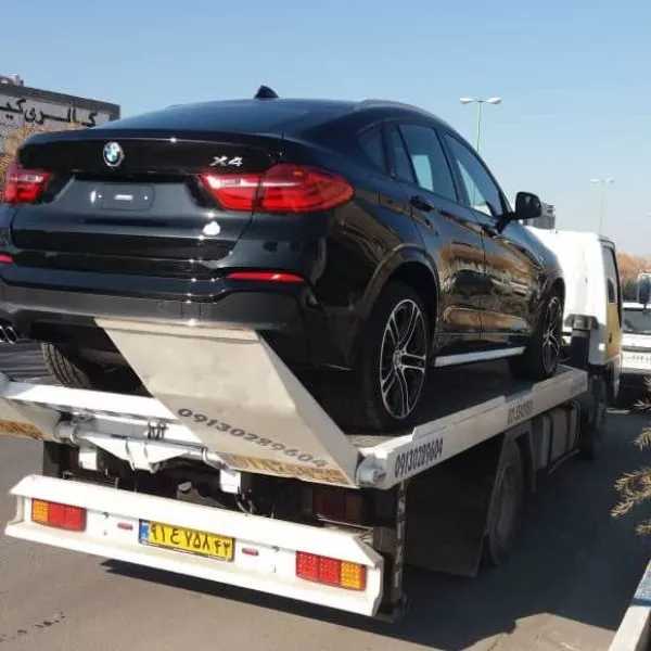 حمل خودرو از اتوبان مجموعه آران بیدگل