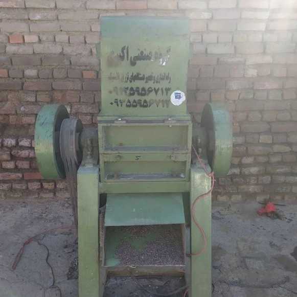 دستگاه تزریق وخرید و فروش ماشین آلات تزریق پلاستیک گروه صنعتی اکبری در تهران