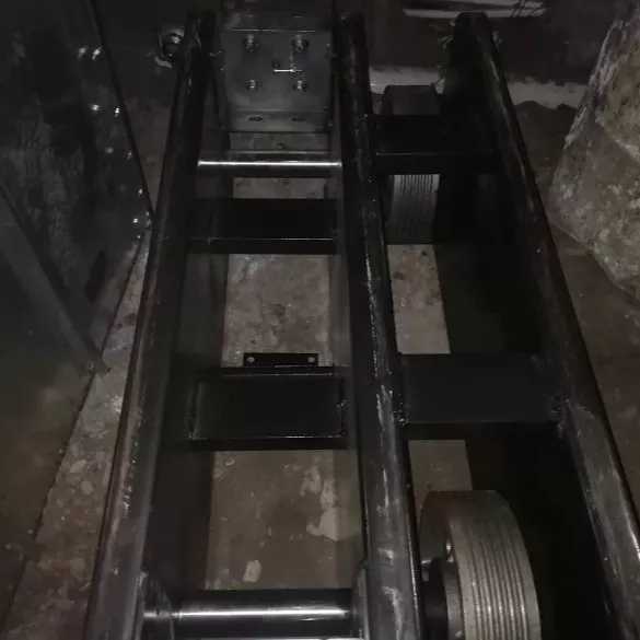 آسانسور و آسانبر آپادانا