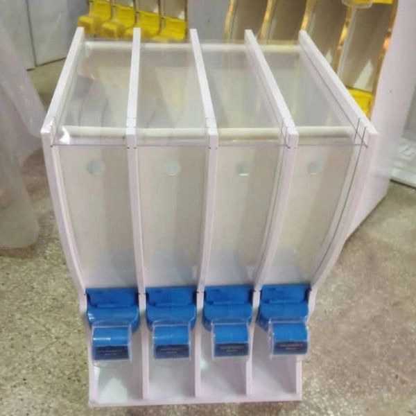 الینا استند