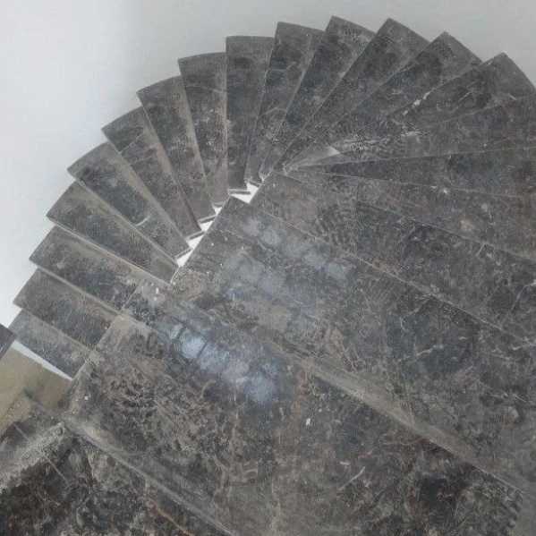 پله گرد مارپیچ بتنی واحدی