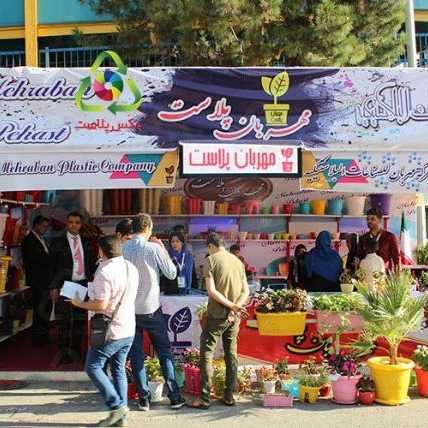 ظرف های نگهدارنده موادغذایی مهربان پلاست