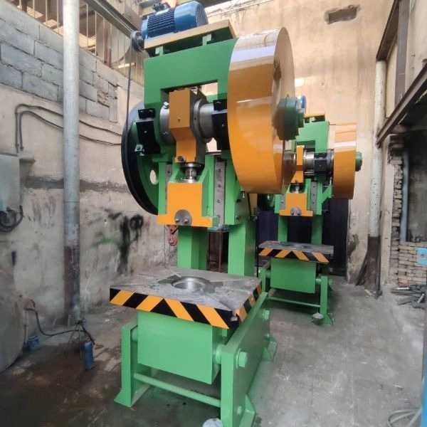 پرس های ضربه ای مدرن پرس حسینی