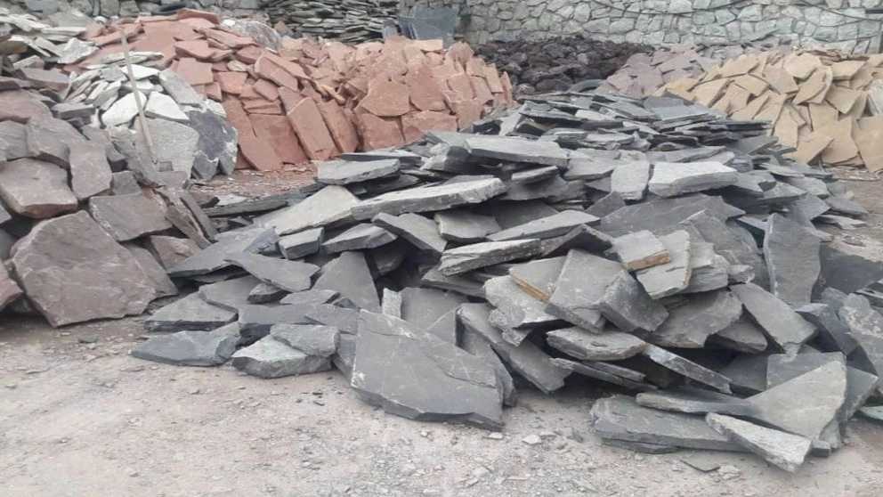 اجرای سنگ لاشه و سنگ مالون نیازی در رودهن تهران