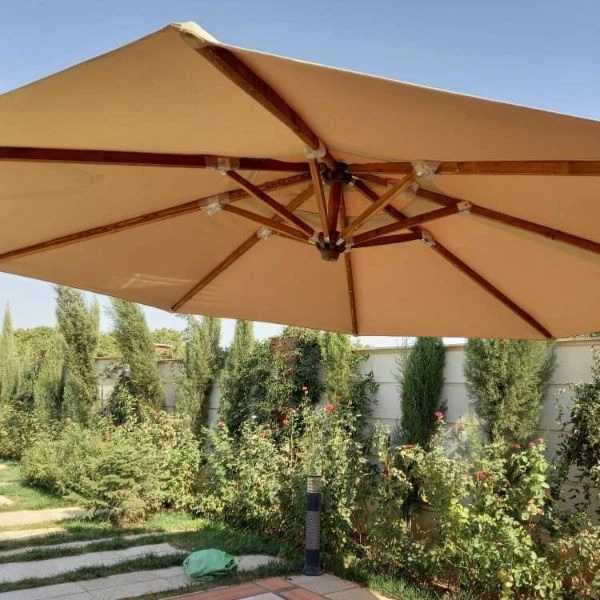چتر و سایبان افروز
