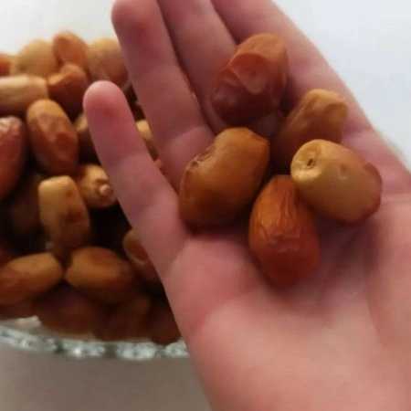 خرما زاهدی دانه درشت درجه یک