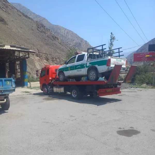 خودرو بر و جرثقیل جاده هراز قائم