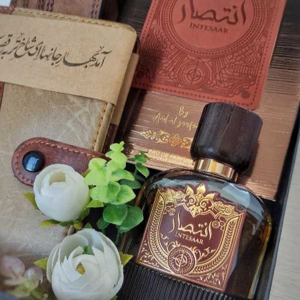 پک های کادویی نورا گیفت