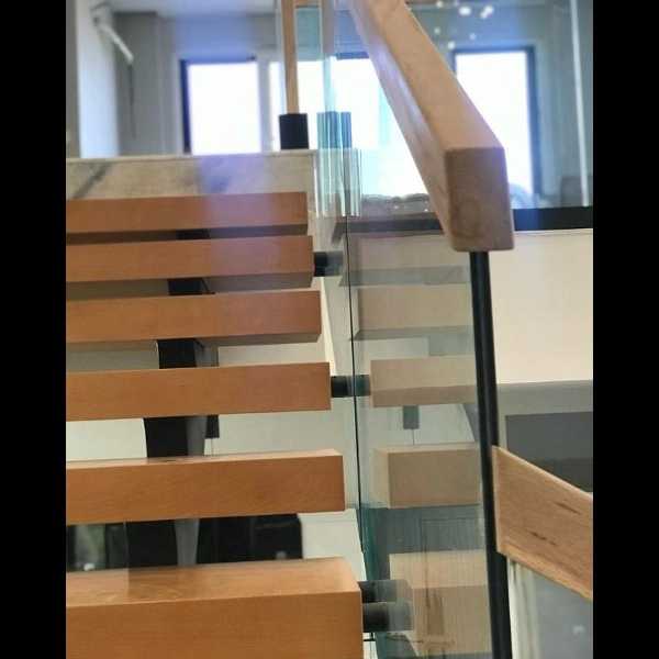 عکسای نرده شیشه ای