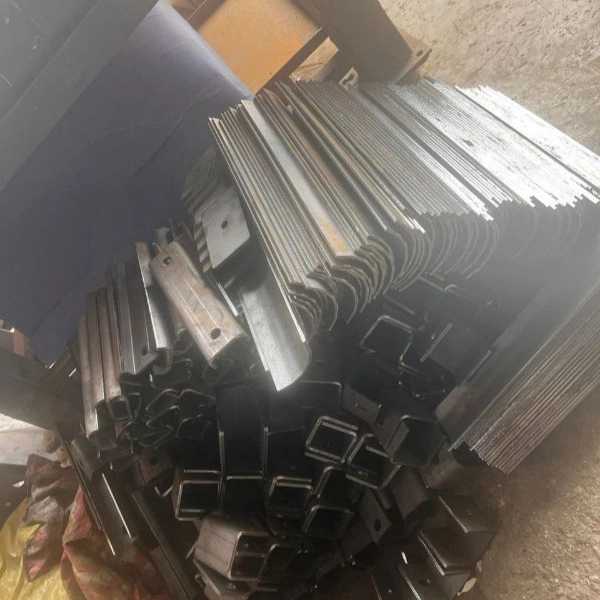 خدمات خم و برش معرفت
