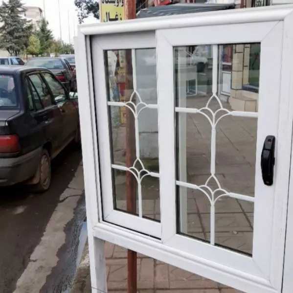درب و پنجره دوجداره و توری پلیسه نادر