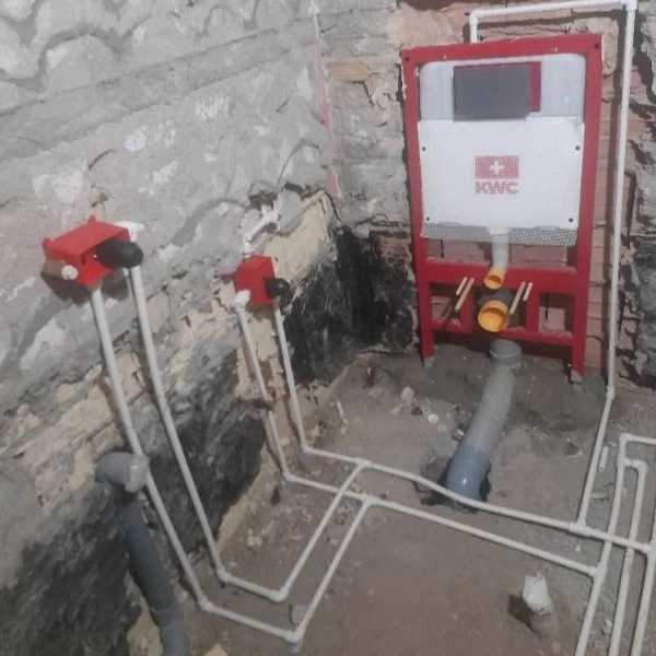 بازسازی سرویس بهداشتی