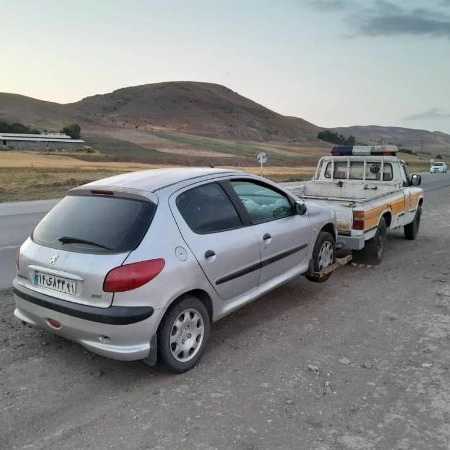 امدادخودروی دهگلان میرزایی در قروه کردستان
