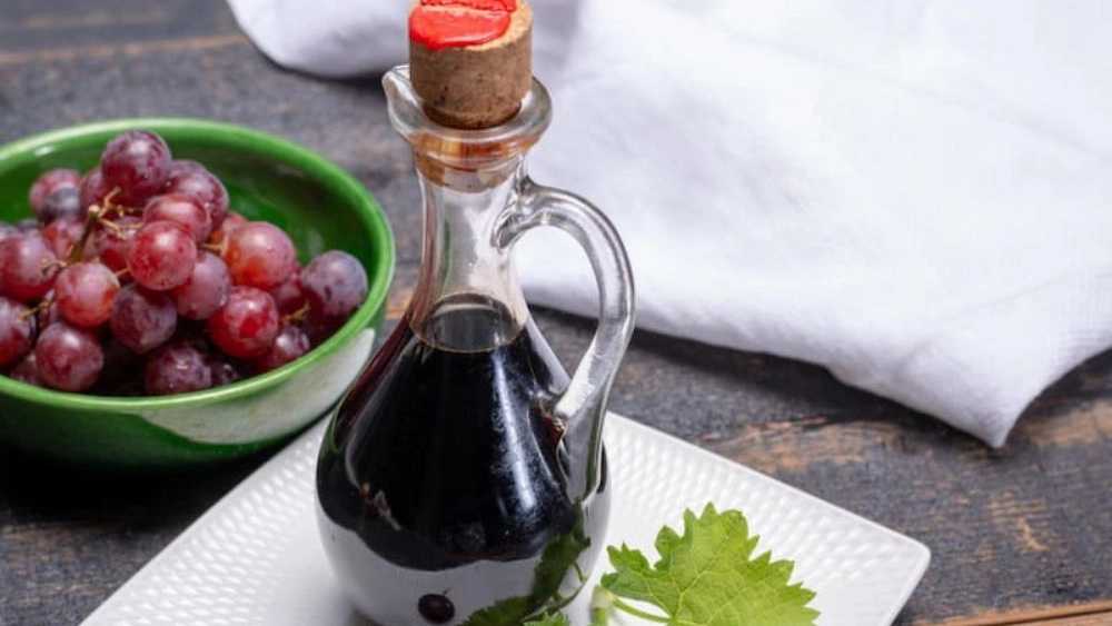 آبنوس کمپانی، فروش عمده و صادرات شیره انگور و شیره خرما در اصفهان