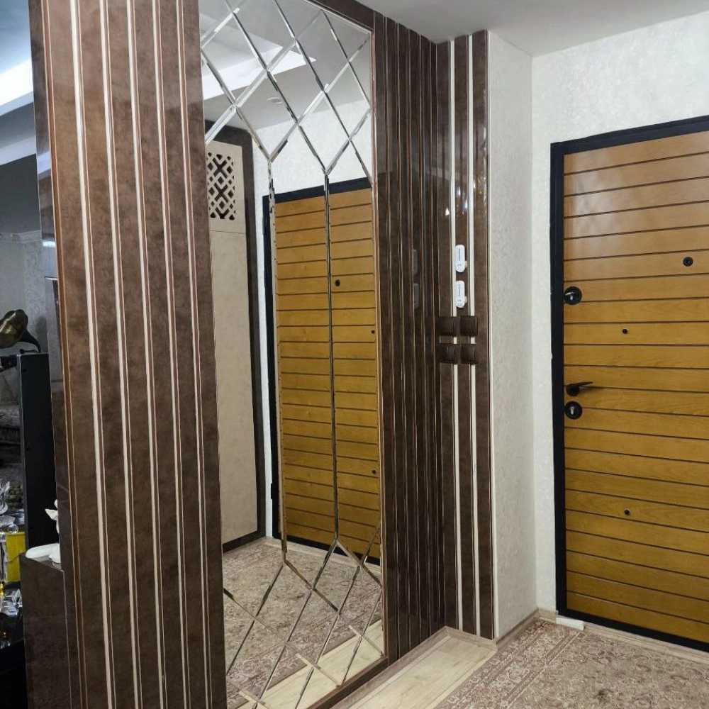 اجرای کابینت کمد دیواری و آینه قدی ورودی منزل آقای تیمورزاده