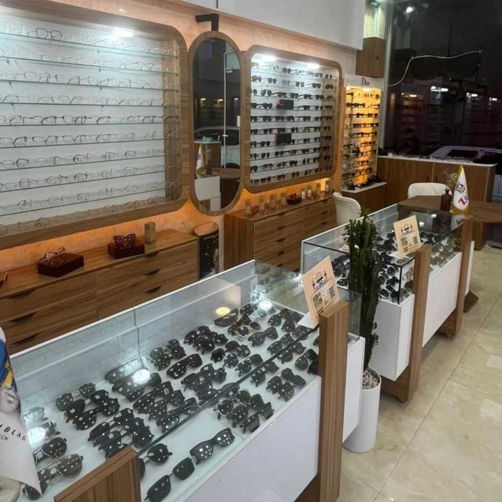 عینک سفیر شعبه نواب