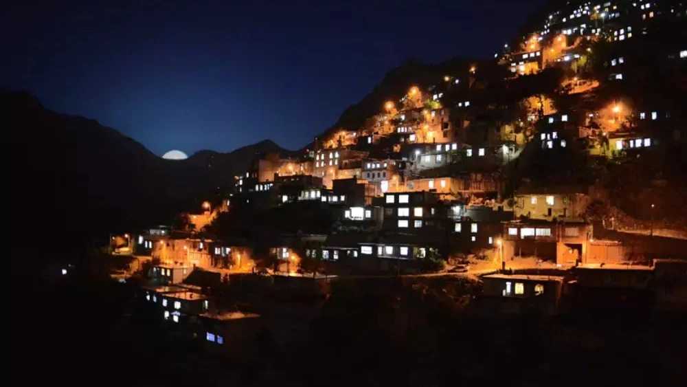 دهکده بومگردی سیروان در منطقه هورامان مریوان