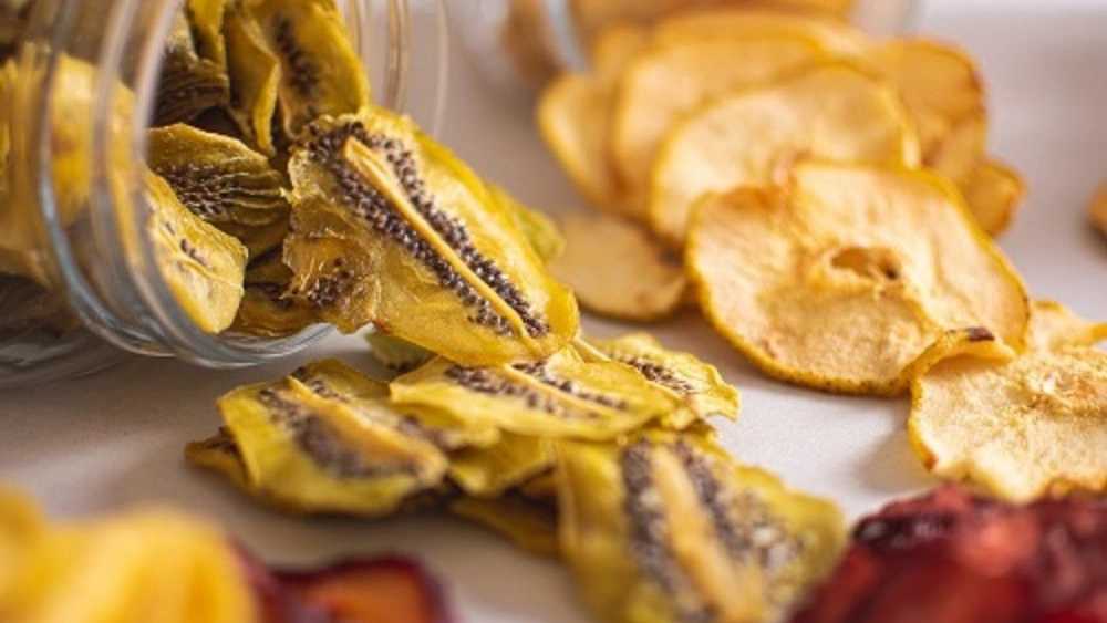 خرید میوه خشک از بنگاه تجاری مشگینی