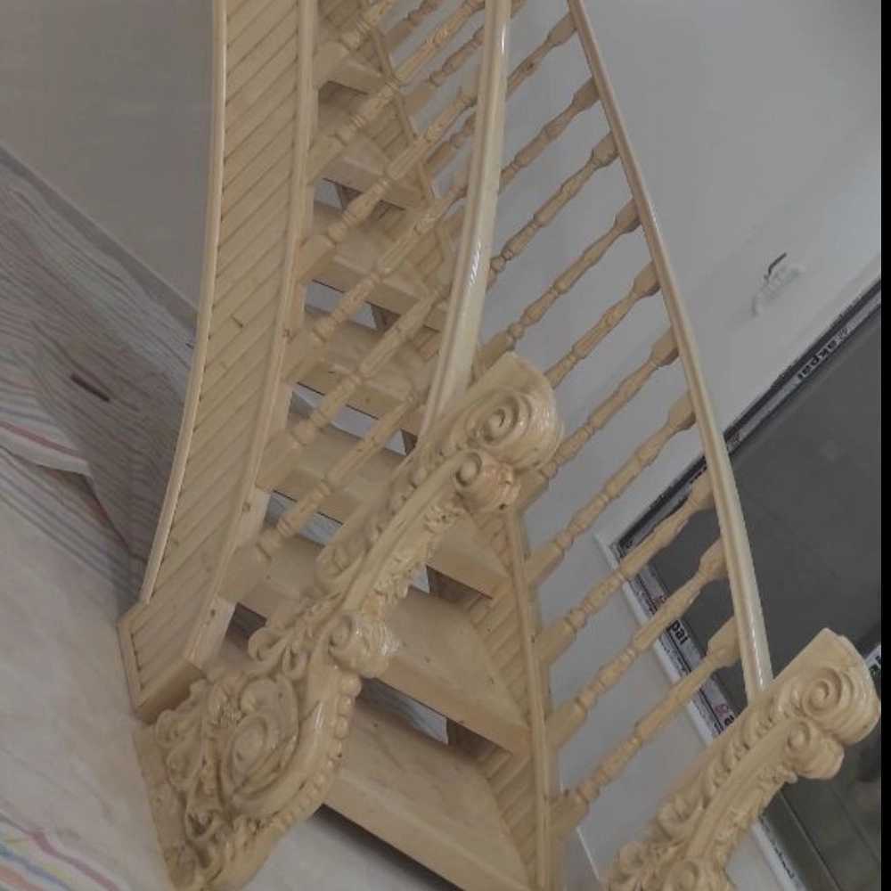 تبریز اول ثقه الاسلام روبروی پاساژ شهریار نرده دوبلکس 04135233324