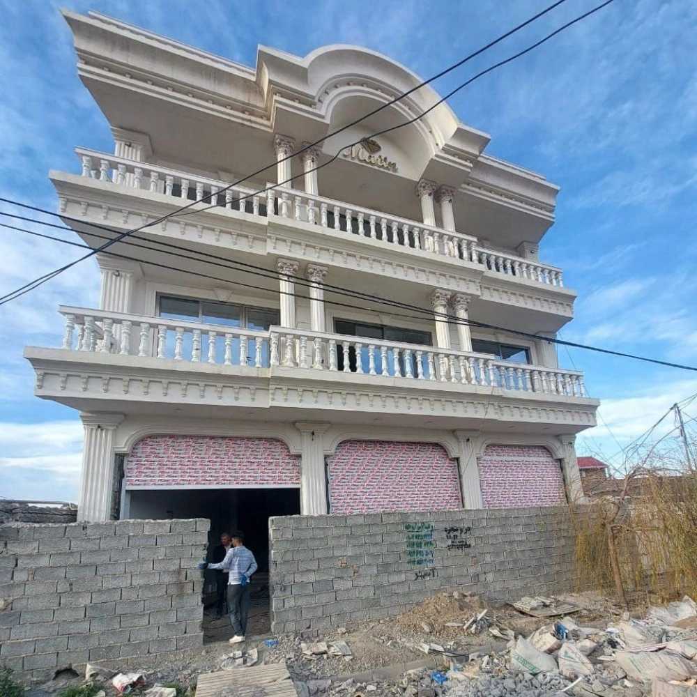 گروه تولیدی صنعتی درب و پنجره آراز در اردبیل