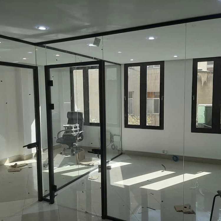 شیشه طلوع در، اجرای درب اتوماتیک نمای کرتین وال و پارتیشن بندی