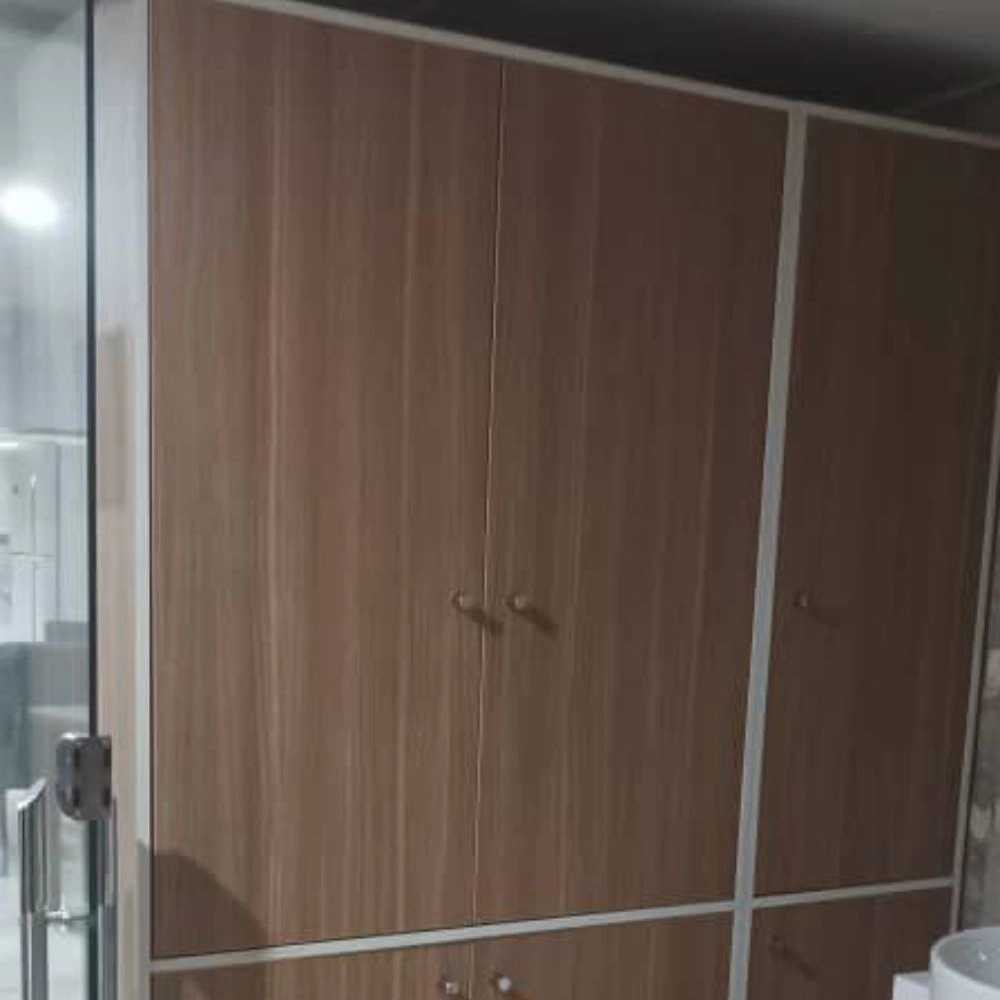 طراحی و اجرای کمد دیواری یگانه