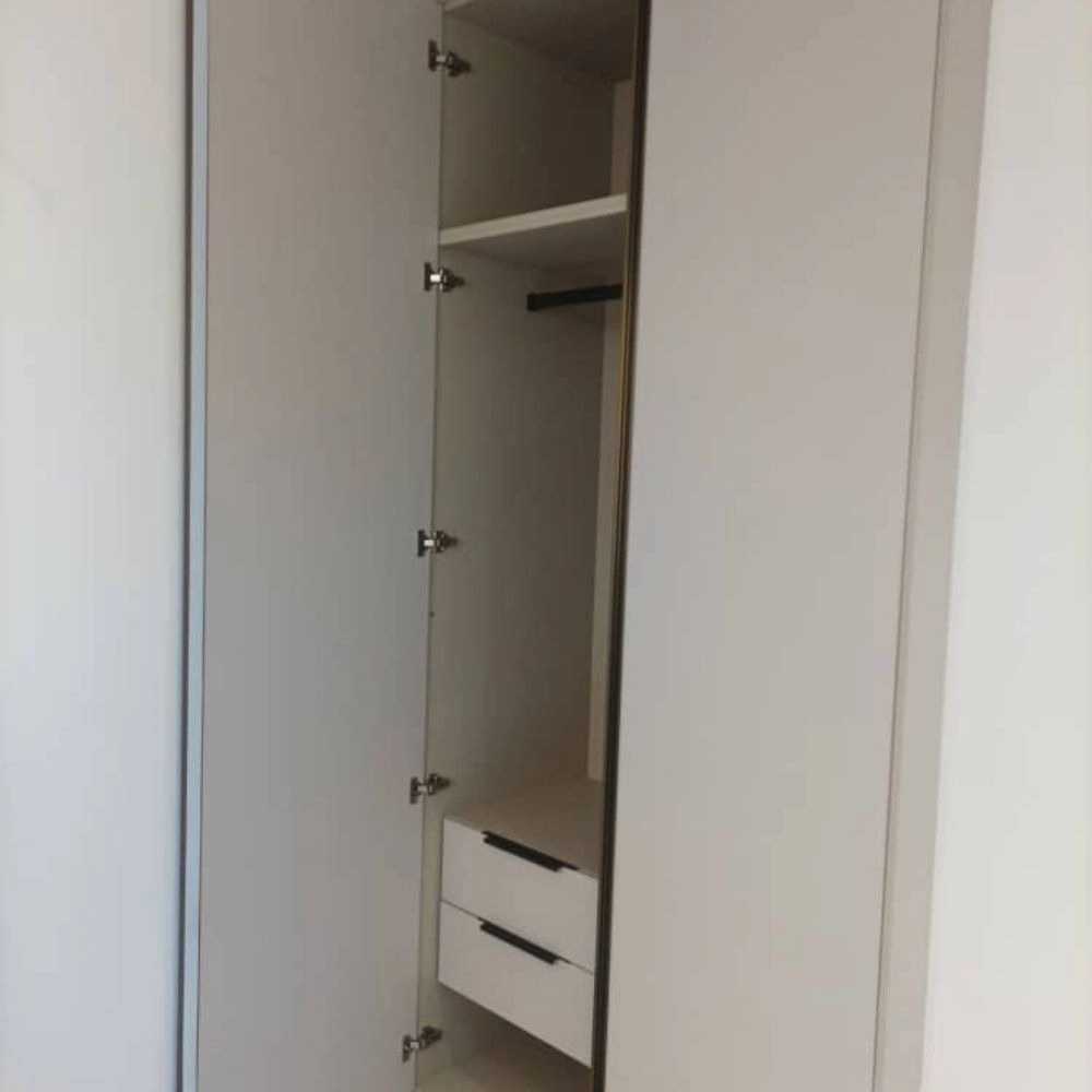 طراحی و اجرای کمد دیواری یگانه
