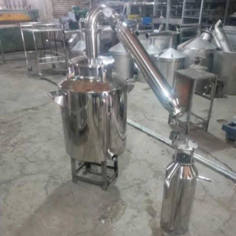دستگاه های تقطیر پارس استیل اسپادانا