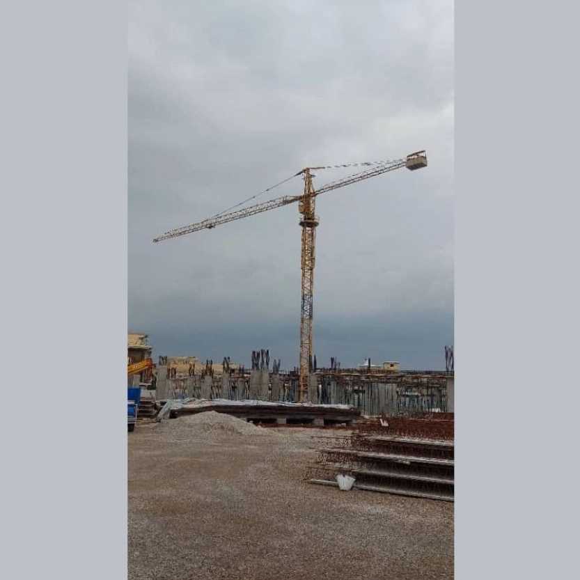 تاور کرین شجاعی