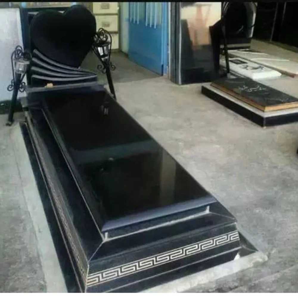 سنگ مزار کوثر