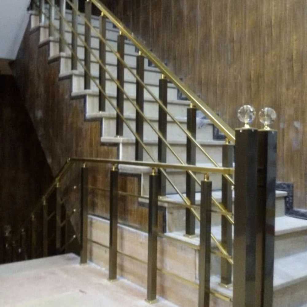 سازه برتر ایرانیان، اجرای هندریل و پارتیشن شیشه خم و نرده آلومینیوم در کرج