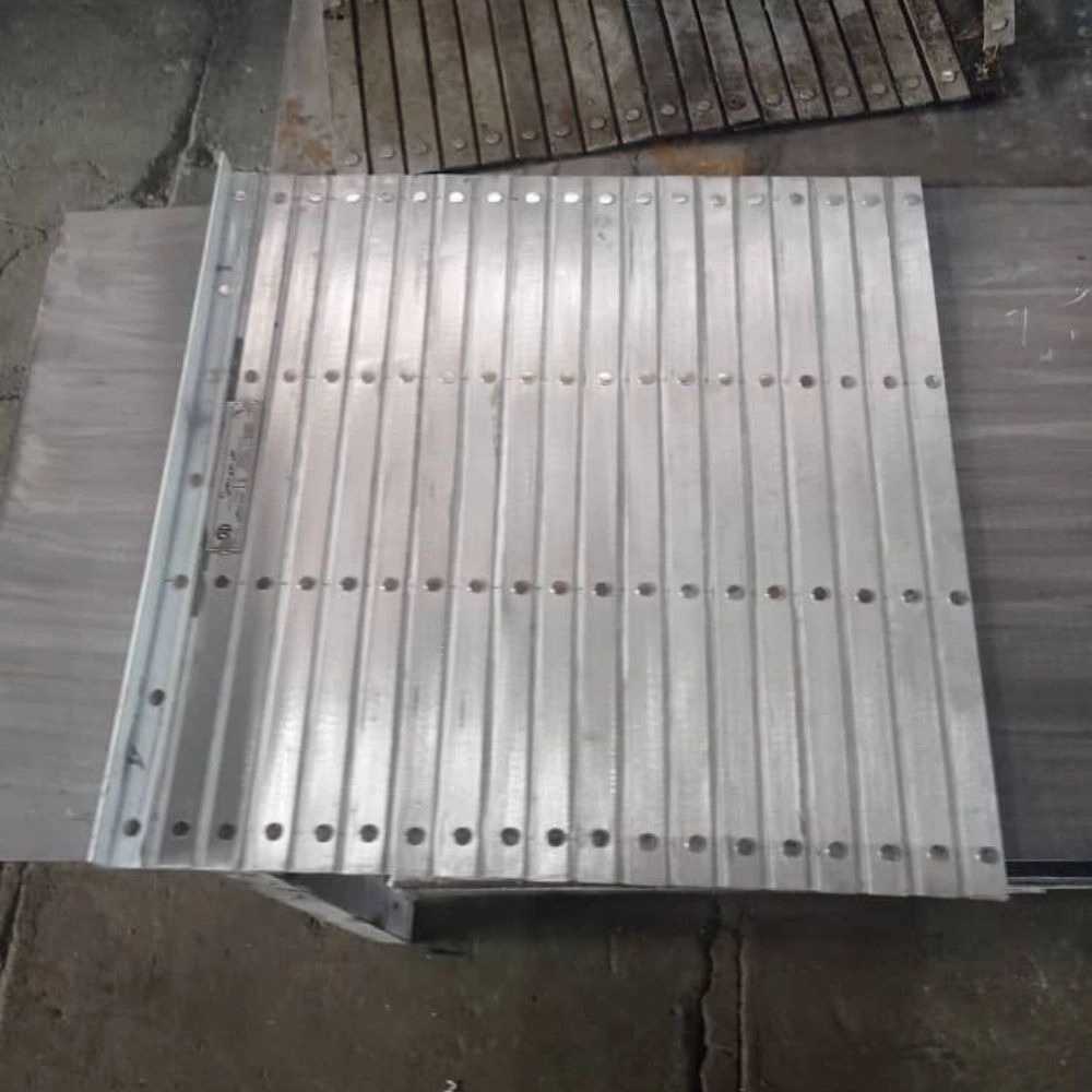 کاورسازی صالحی، تولید و تعمیر کاور دستگاه CNC در سبزوار