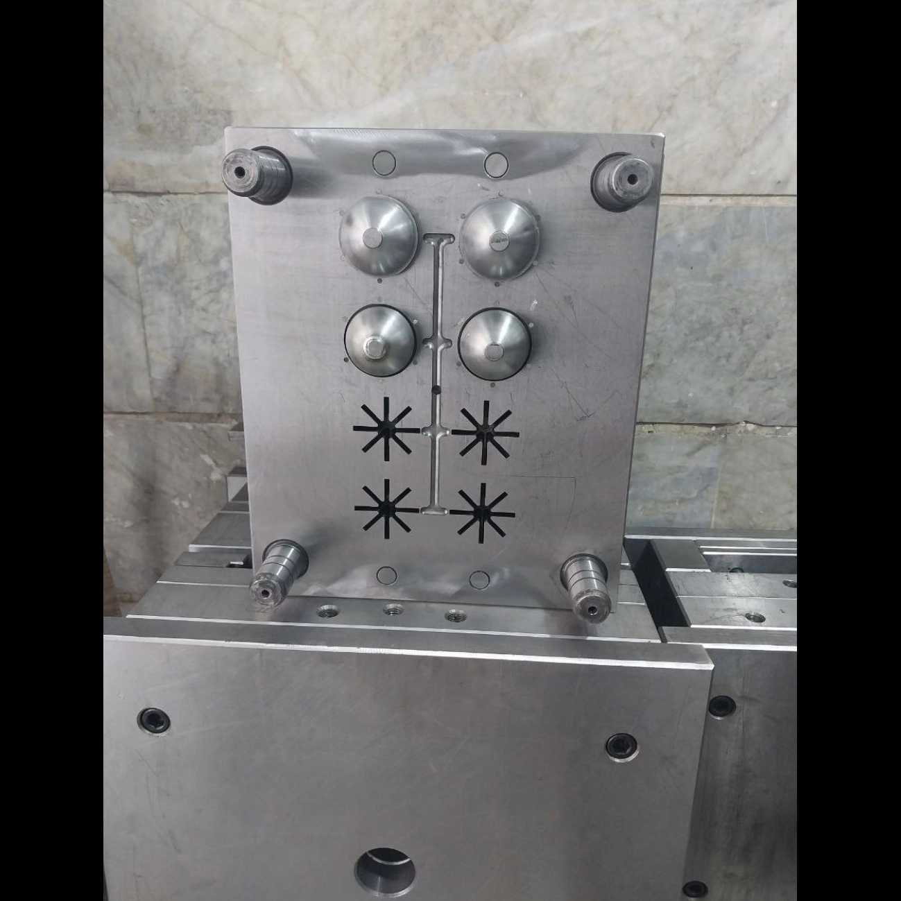 قطعات