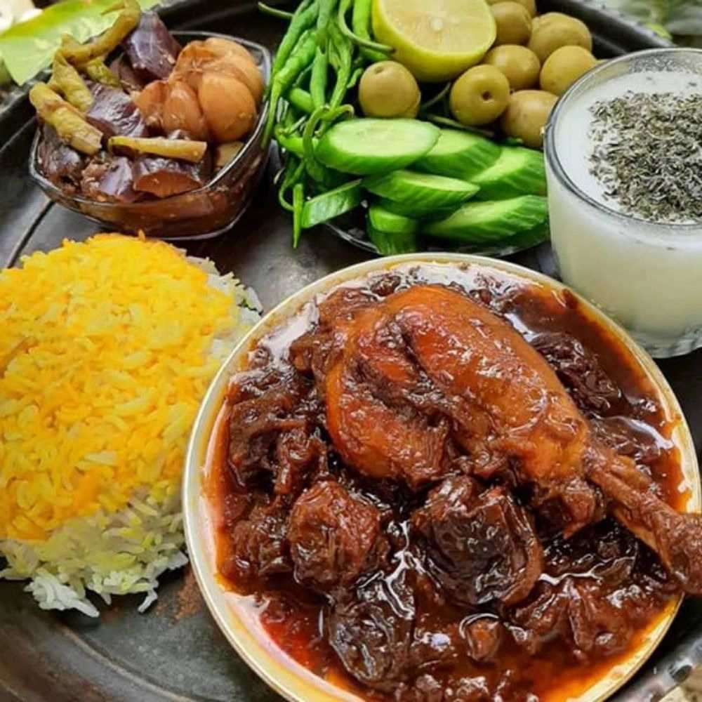 چلو خورشت آلومسما