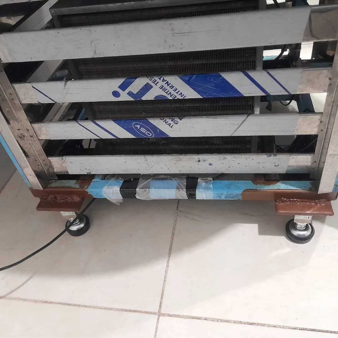 نصب قسمت توزین روی مخزن شیر سردکن