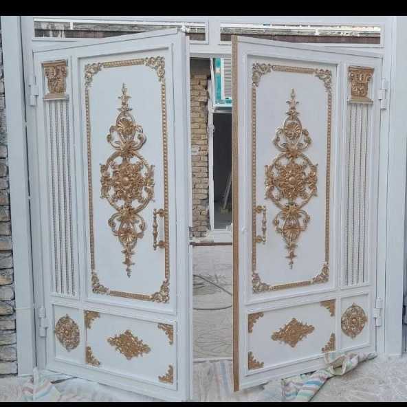 اجرای رنگ درب پارکینگ