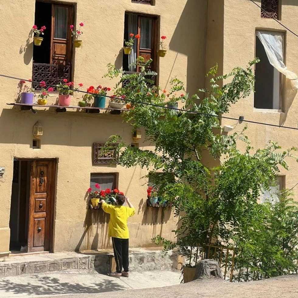اقامتگاه سنتی خانه بر