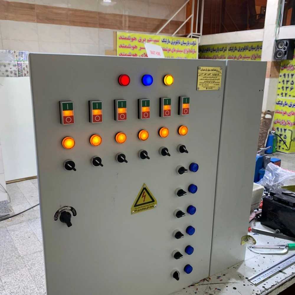 نکات کلیدی در انتخاب و خرید تابلو برق صنعتی برای کارخانه‌ها
