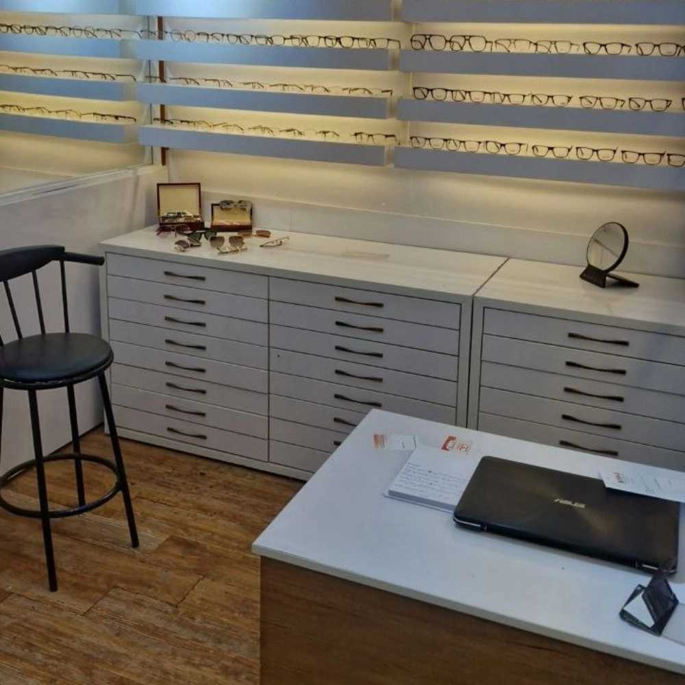 ساخت و فروش عینک سفیر