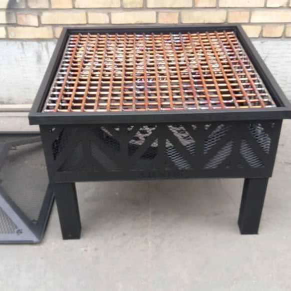 گروه صنعتی آبنوس